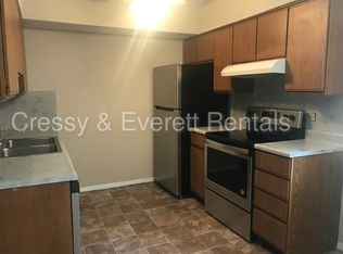 945 S 3rd St, Niles, MI 49120