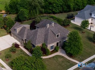58 McMullen Ln SE, Gurley, AL 35748