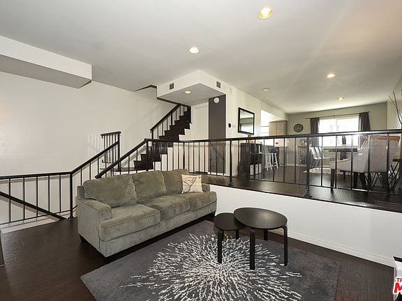 2nd image of 4658 Don Lorenzo Dr APT A