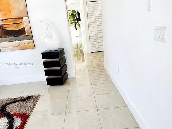 4th image of 9778 NW 127th St