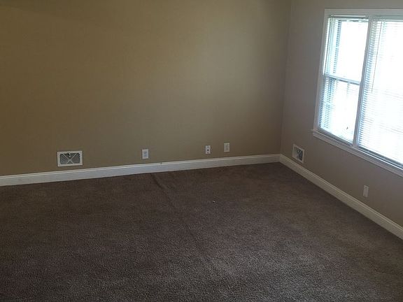 2nd image of 7918 Elm Ave