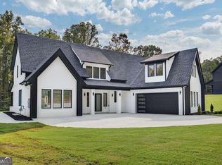 127 Deer Canyon Dr, Auburn, GA 30011