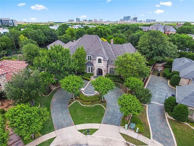 1st image of 6299 Beverly Dr