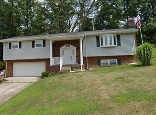 122 Morningside Dr, Elkview, WV 25071