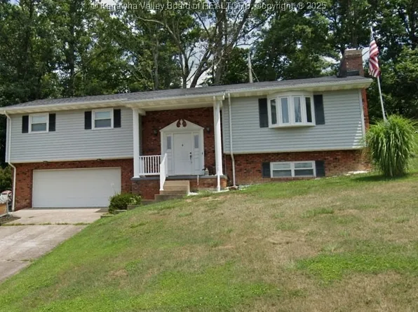122 Morningside Dr, Elkview, WV 25071