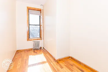 Rented by MySpaceNYC