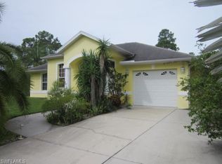 901 Jefferson Ave, Lehigh Acres, FL 33936