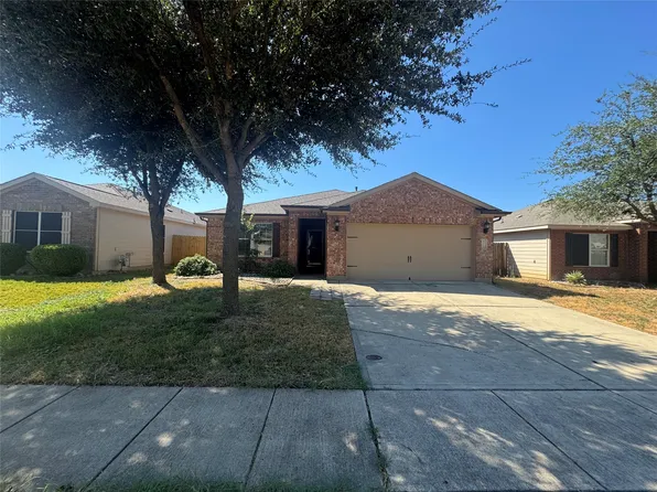 601 Hidden Dale Dr, Fort Worth, TX 76140
