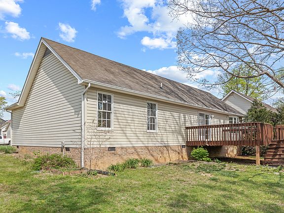 4th image of 1707 Park Lawn Dr