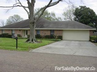 102 Rue Le Bois, Lafayette, LA 70508