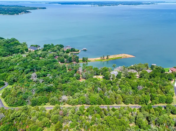 57 Shiloh Rd, Streetman, TX 75859