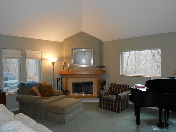 5th image of 7181 Whitlind Ln