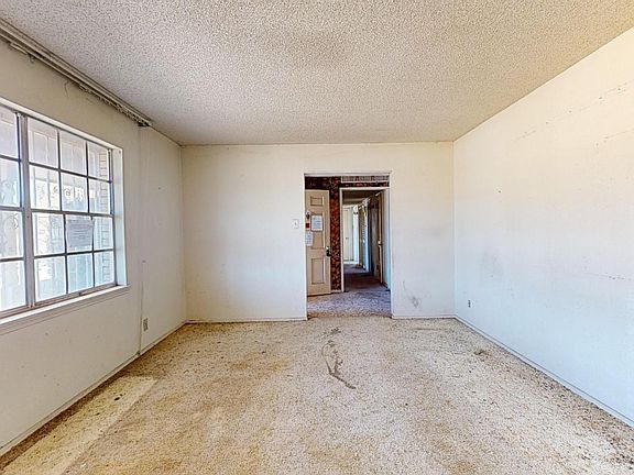 4th image of 9834 Honolulu Dr
