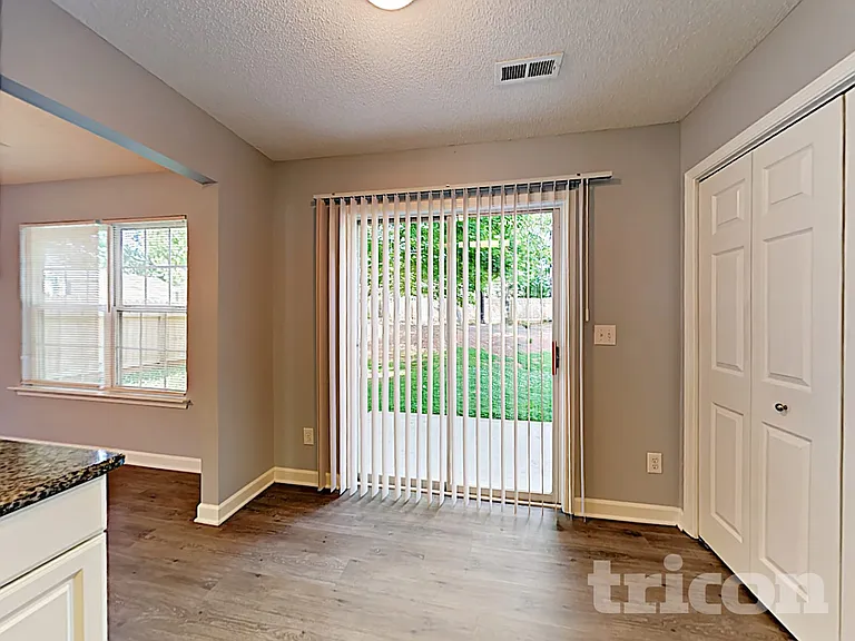 1008 Crowders Woods Dr — Photo 22