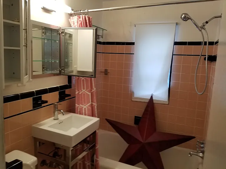 505 E Windsor Ave — Photo 9