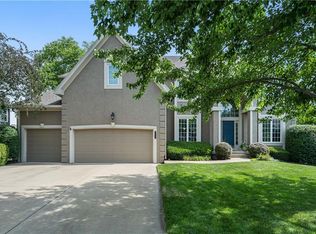 8912 W 148th St, Overland Park, KS 66221