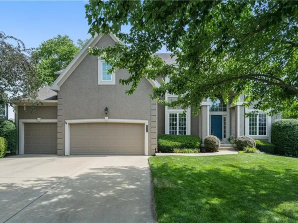 8912 W 148th St, Overland Park, KS 66221