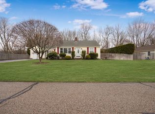 20 Bunker St, Seekonk, MA 02771