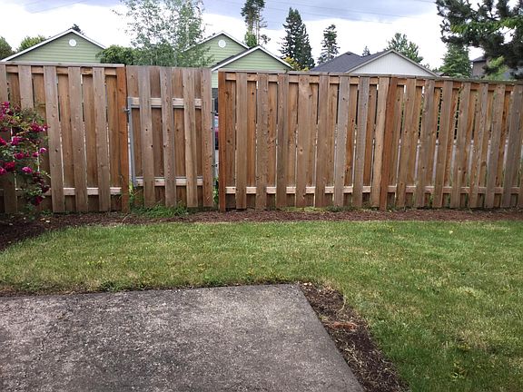 LARGE FENCED BACK YARD