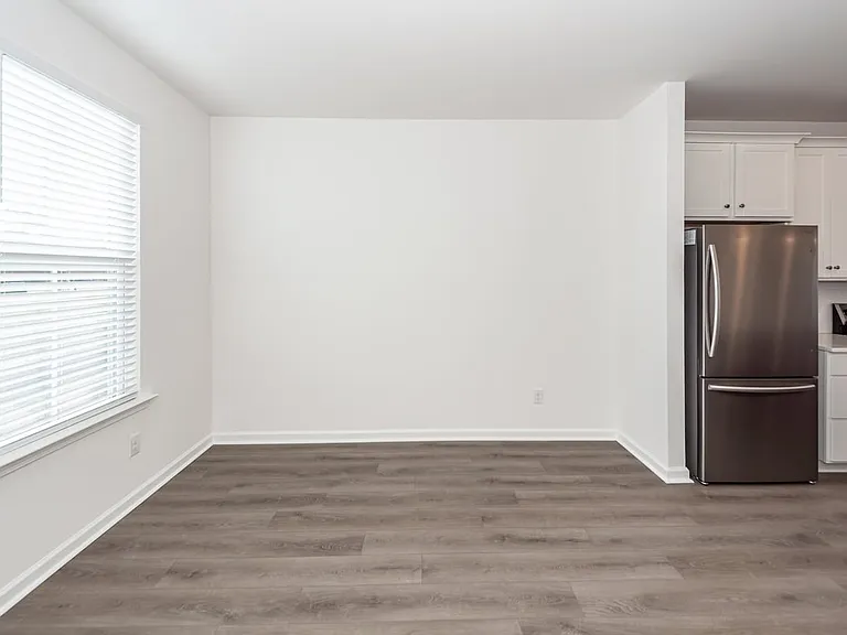 4633 Forest Hills Dr #1303 — Photo 9