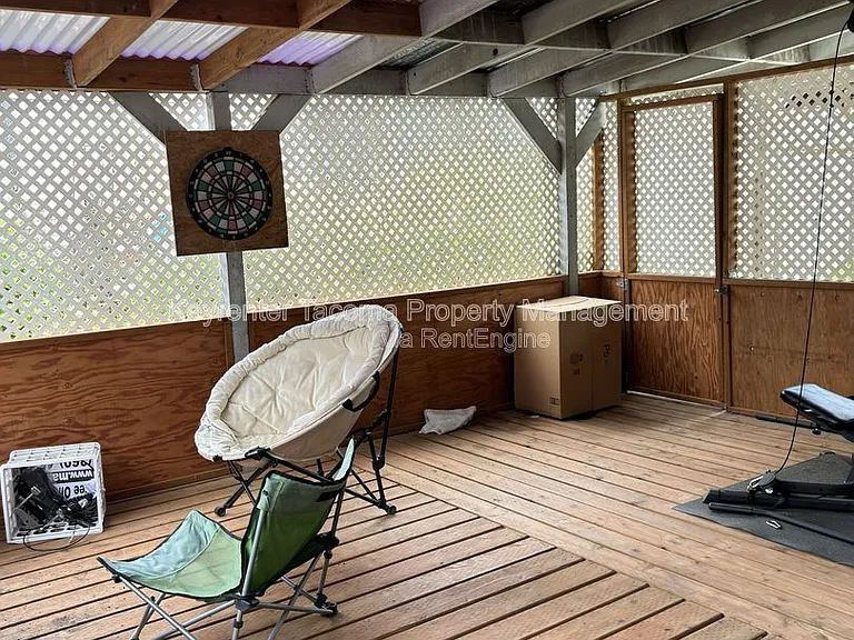 1302 E 40th St #5 — Photo 12