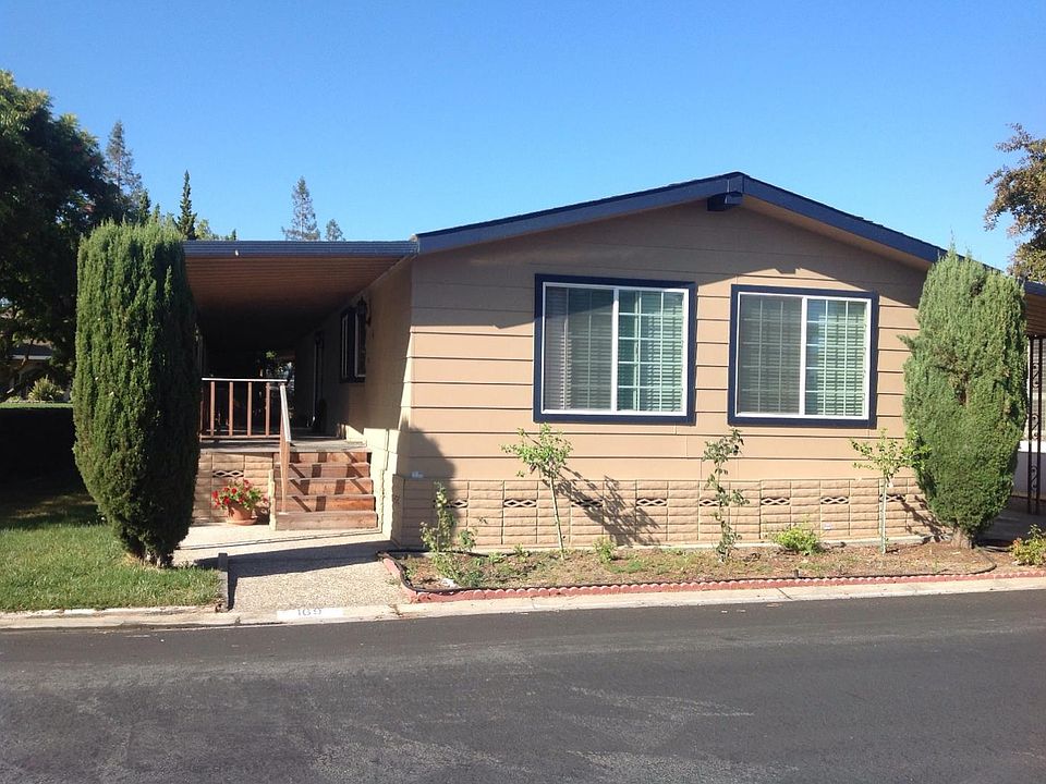 1st image of 169 Chateau La Salle Dr #169