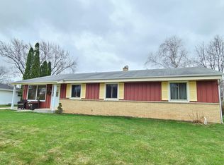 209 W Cedar St, Grafton, WI 53024