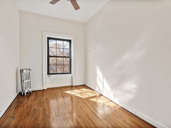 4th image of 243 Saint James Pl APT 4