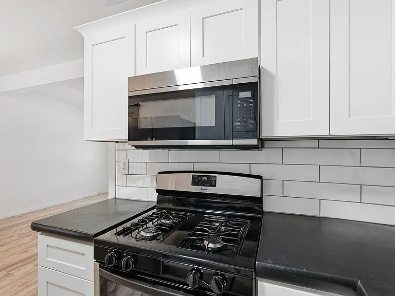 2535 N Dodge Blvd #2 — Photo 19