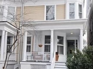 1239 Judson Ave, Evanston, IL 60202