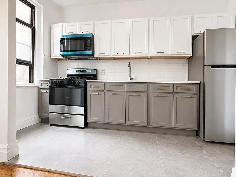 1820 Avenue N #3A — Photo 5