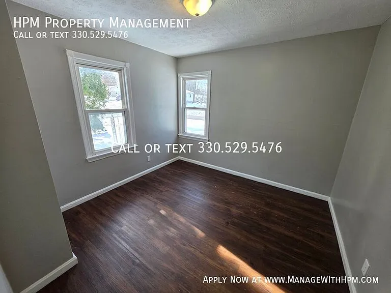 1047 Yukon Ave — Photo 3