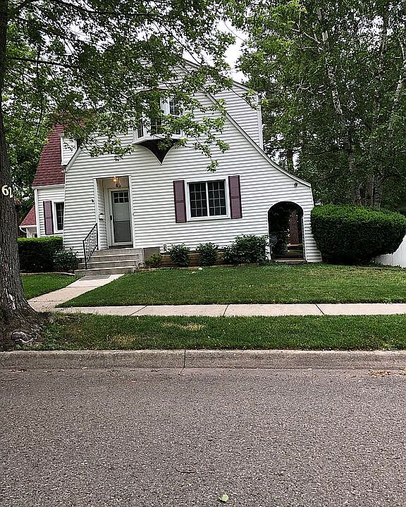 2nd image of 62 Wenonah Dr