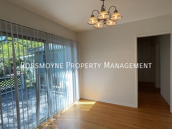 5th image of 4633 New York Ave
