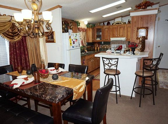 5th image of 317 1st St E