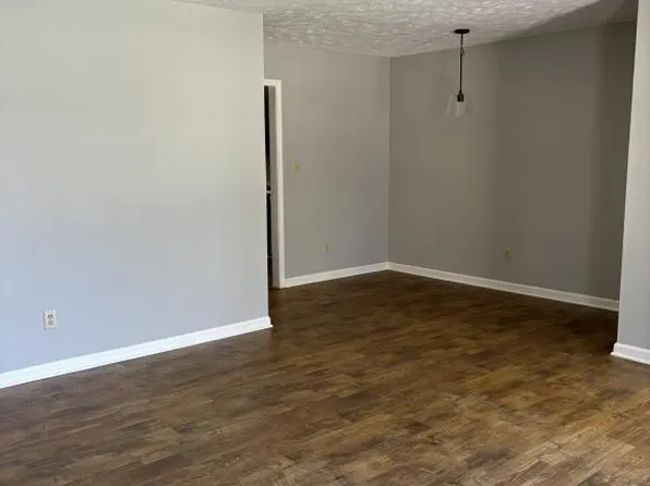 1085 Craig Dr, Milan, TN 38358