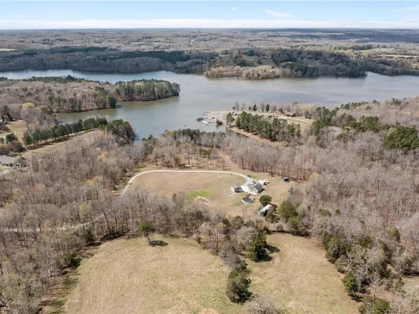 4520 Union Ridge Rd, Burlington, NC 27217