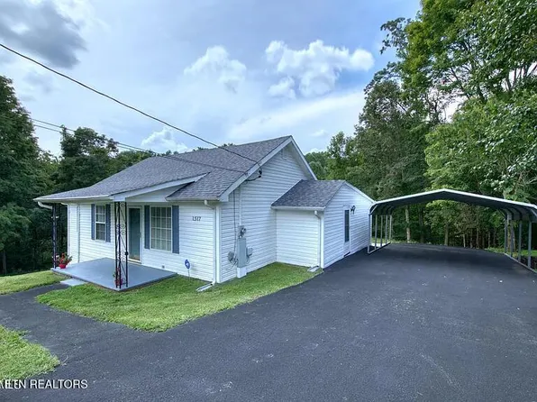 1517 W Copeland Dr, Powell, TN 37849