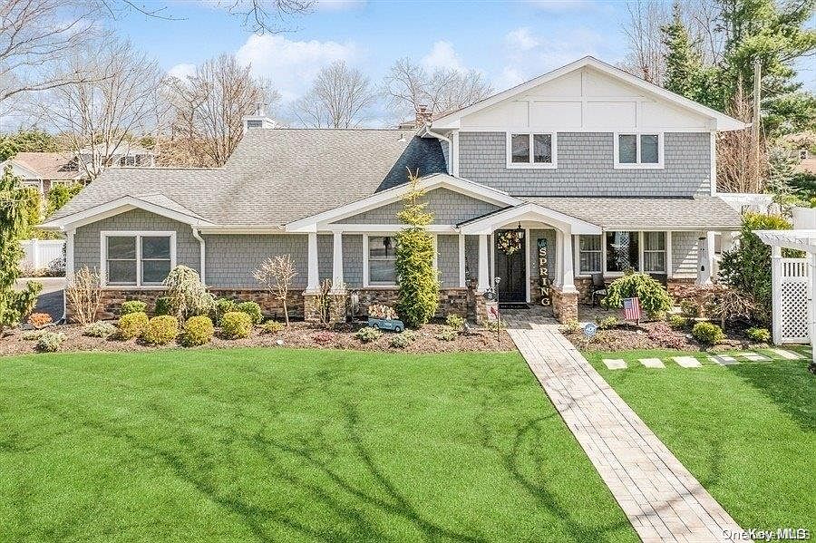 1st image of 8 Colgate Lane