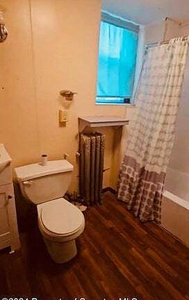 3rd image of 610 Moosic St #11300241