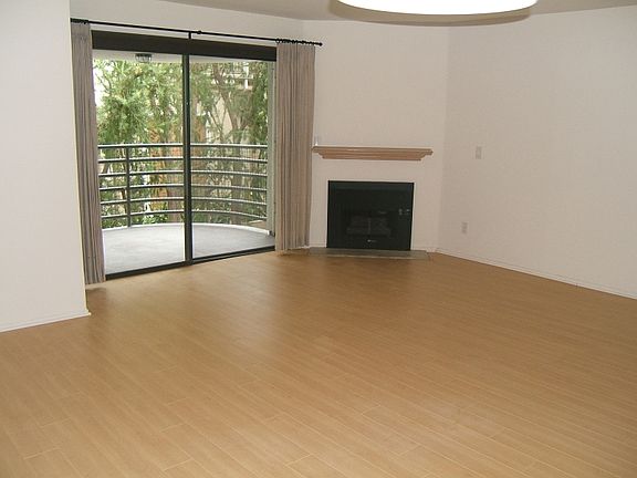 3rd image of 832 3rd St APT 205