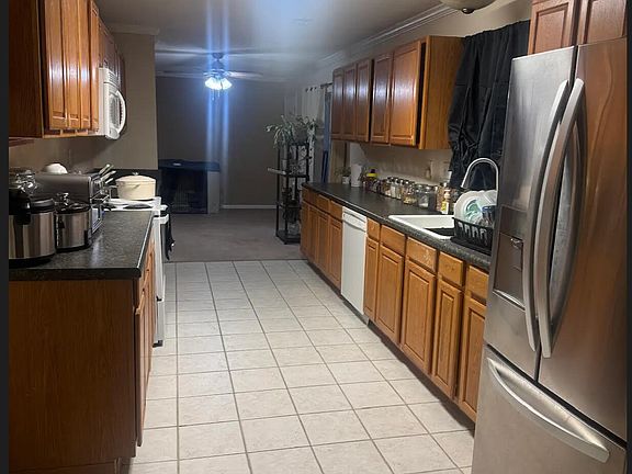 3rd image of 5265 Woodland Road