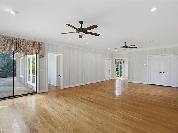 5th image of 175 Sandtrap Ln