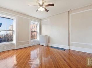 28 8th Ave APT 4, Brooklyn, NY 11217