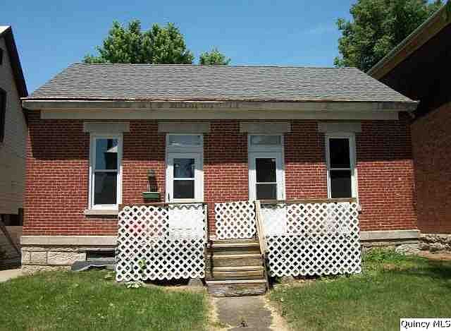 Home for Sale in Quincy, IL $62,500