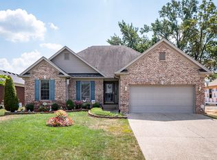 5916 Soverign Ct, Louisville, KY 40258