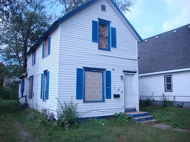 2nd image of 130 N McCord St