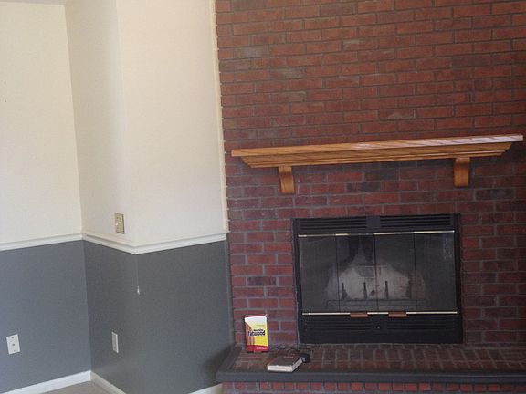 3rd image of 303 Yvonne Dr
