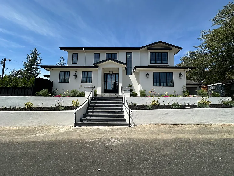 San Benito Way — Photo 1