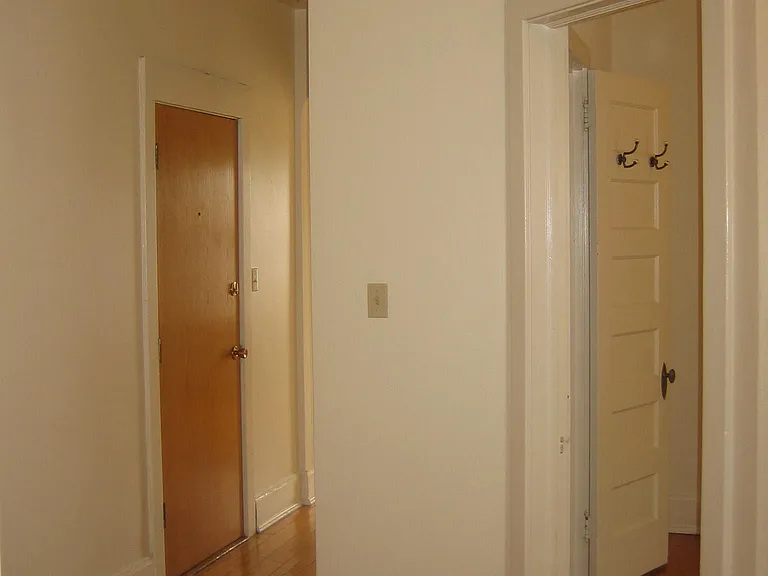 590 Holly Ave — Photo 6